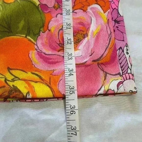 Beautiful Reversible Apron - Picture 4 of 7